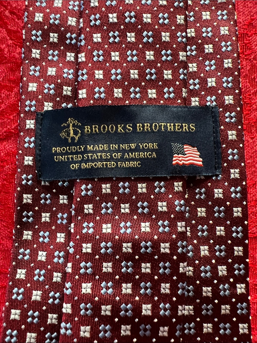 Brooks Brothers Made in USA Burgundy Blue Geometric Silk Tie 3.25"